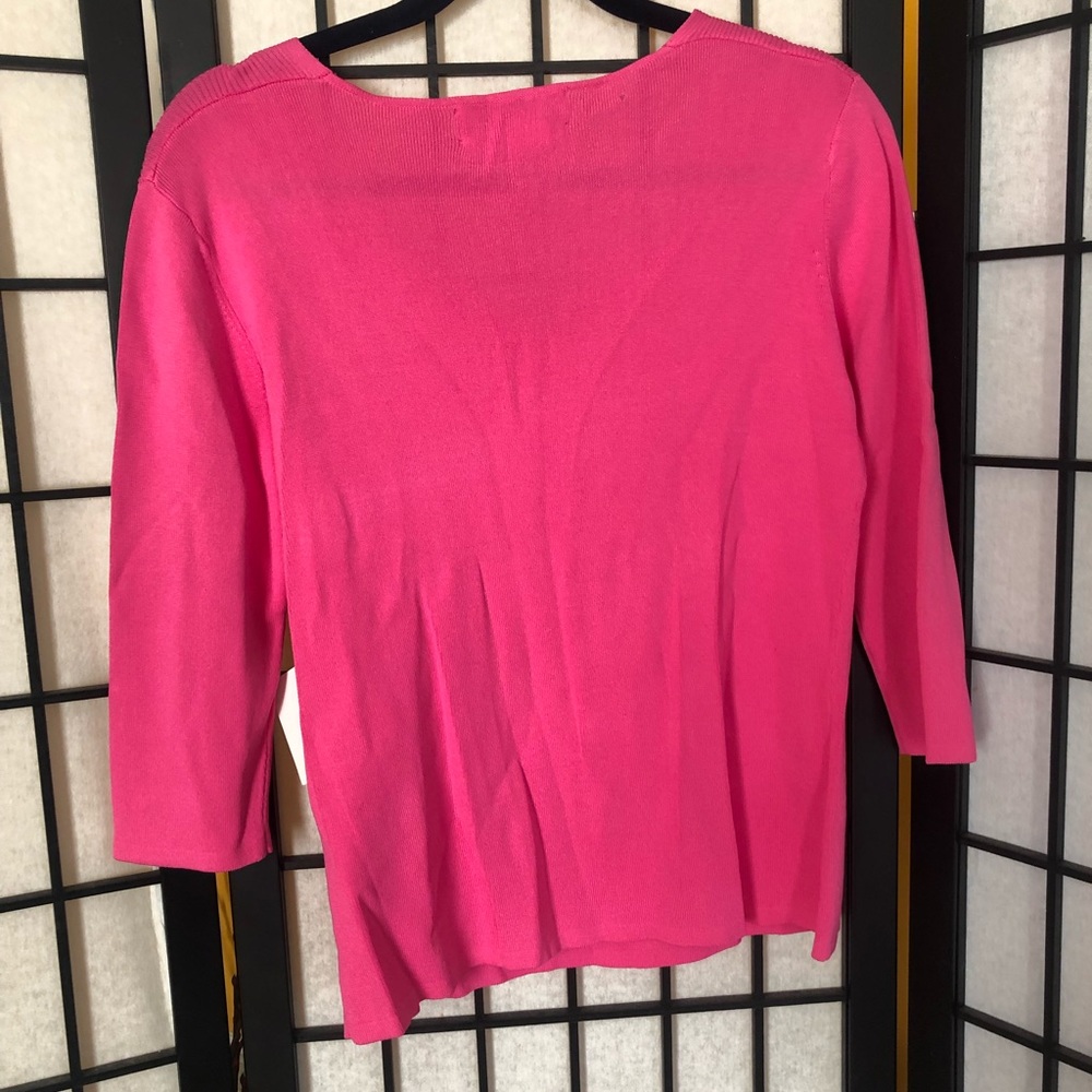 Pink top. New - Picture 2 of 2